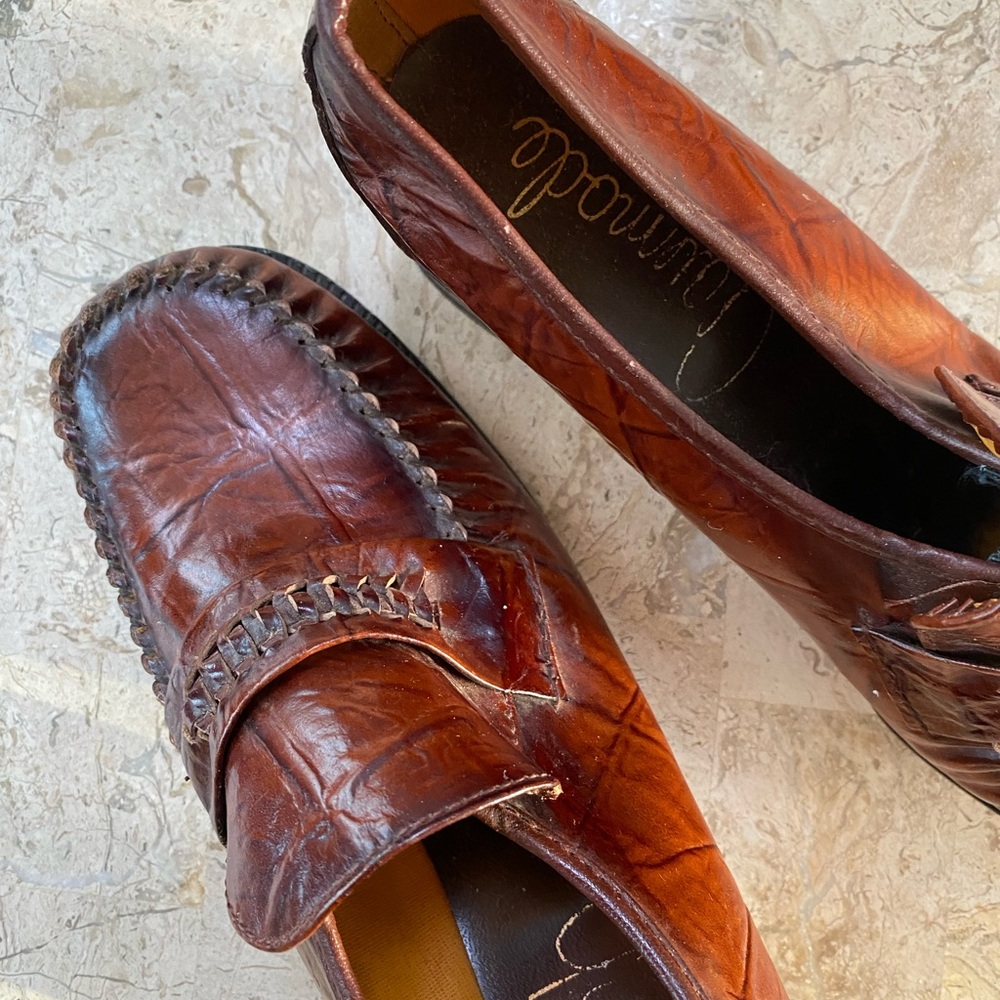 Vintage Brown Leather Slip On Penny Loafers Block Heel Size 8.5 M/W - Picture 12 of 12